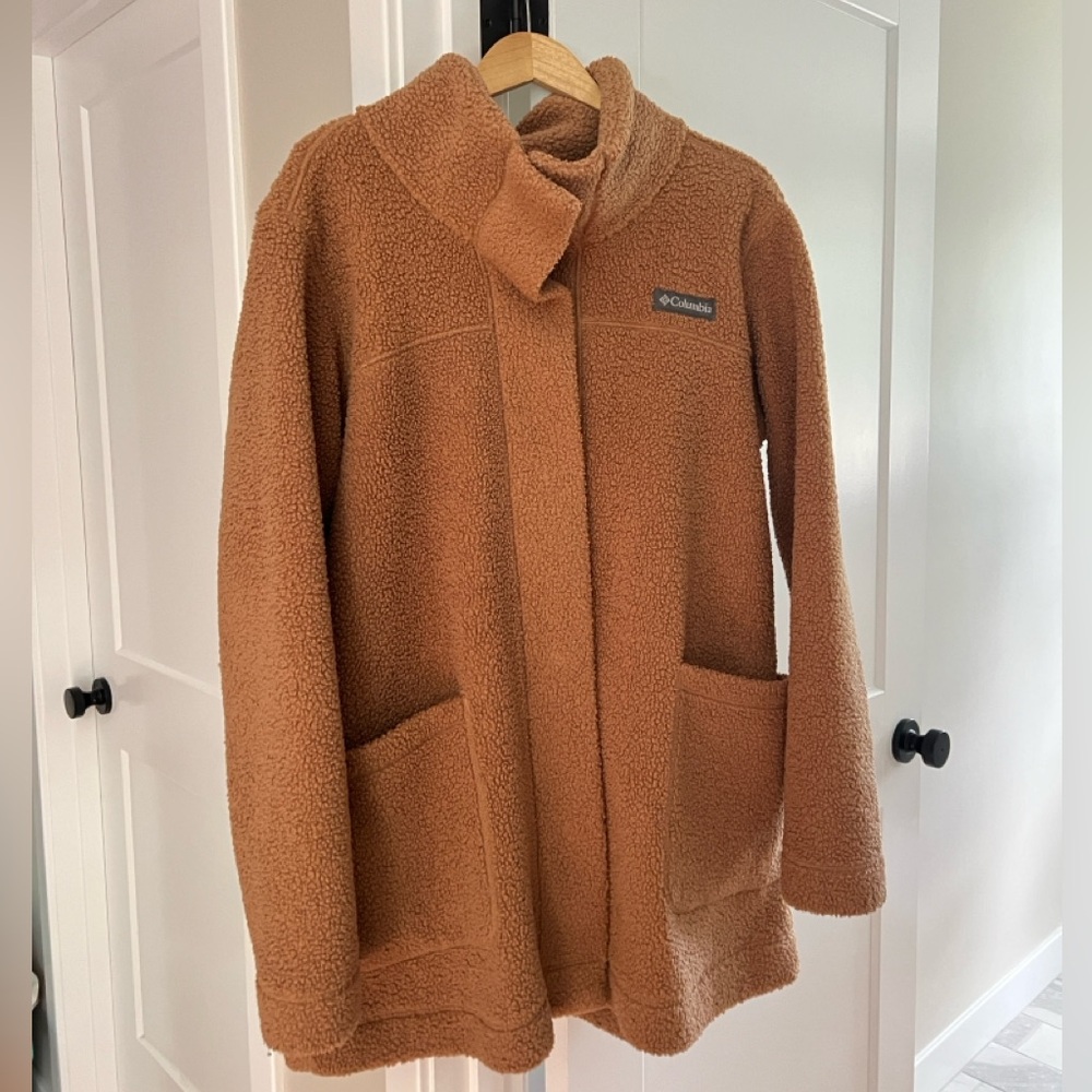 ***SOLD***
Columbia Women's Panorama Sherpa Fleece Coat